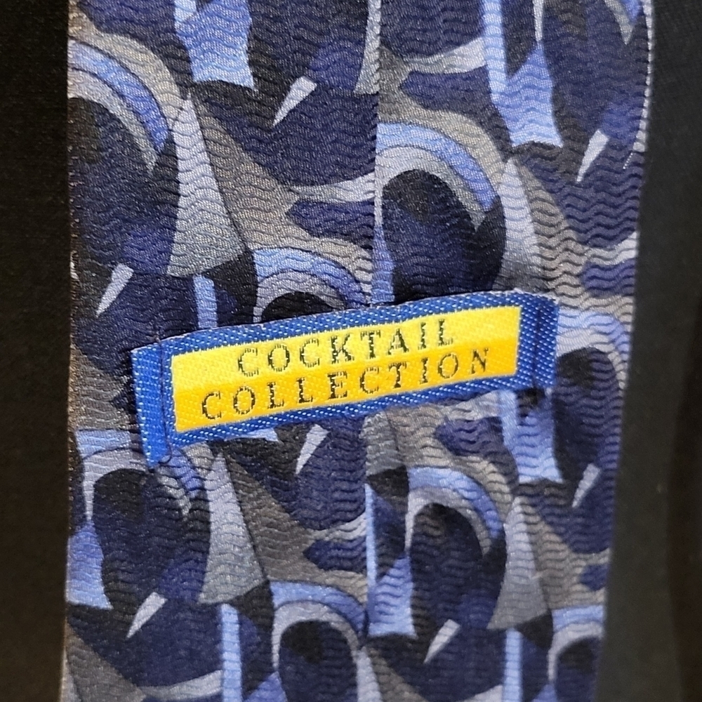 Cocktail Collection 100% silk blue & gray men's tie - Picture 3 of 5